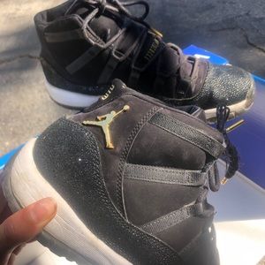 Air Jordan 11 PRM Heiress Black Stingray❤️